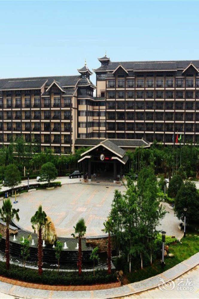 Liuzhou Sanjiangxian Dongxiangguo Hotel 외부 사진