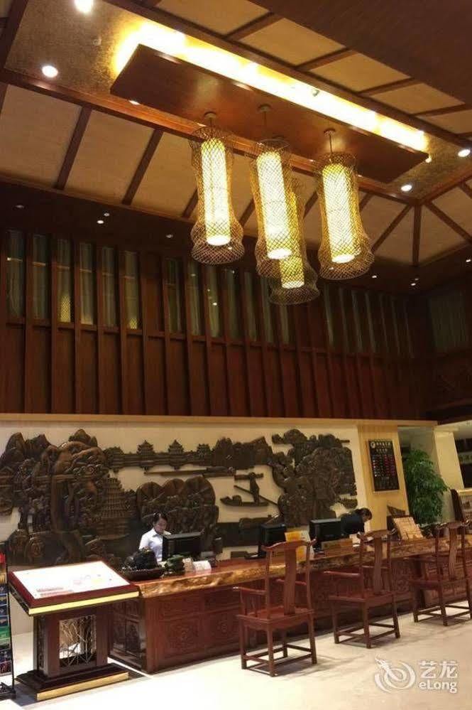 Liuzhou Sanjiangxian Dongxiangguo Hotel 외부 사진