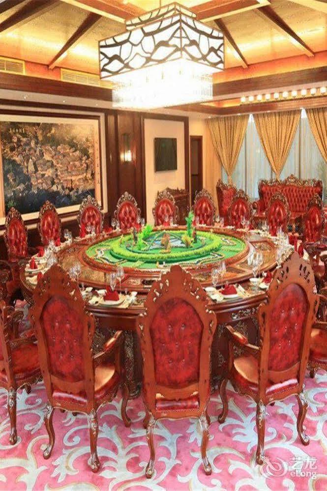 Liuzhou Sanjiangxian Dongxiangguo Hotel 외부 사진