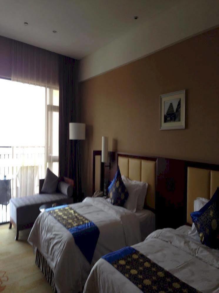 Liuzhou Sanjiangxian Dongxiangguo Hotel 외부 사진